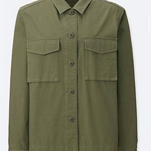 Uniqlo military green shirt jacket women’s XS